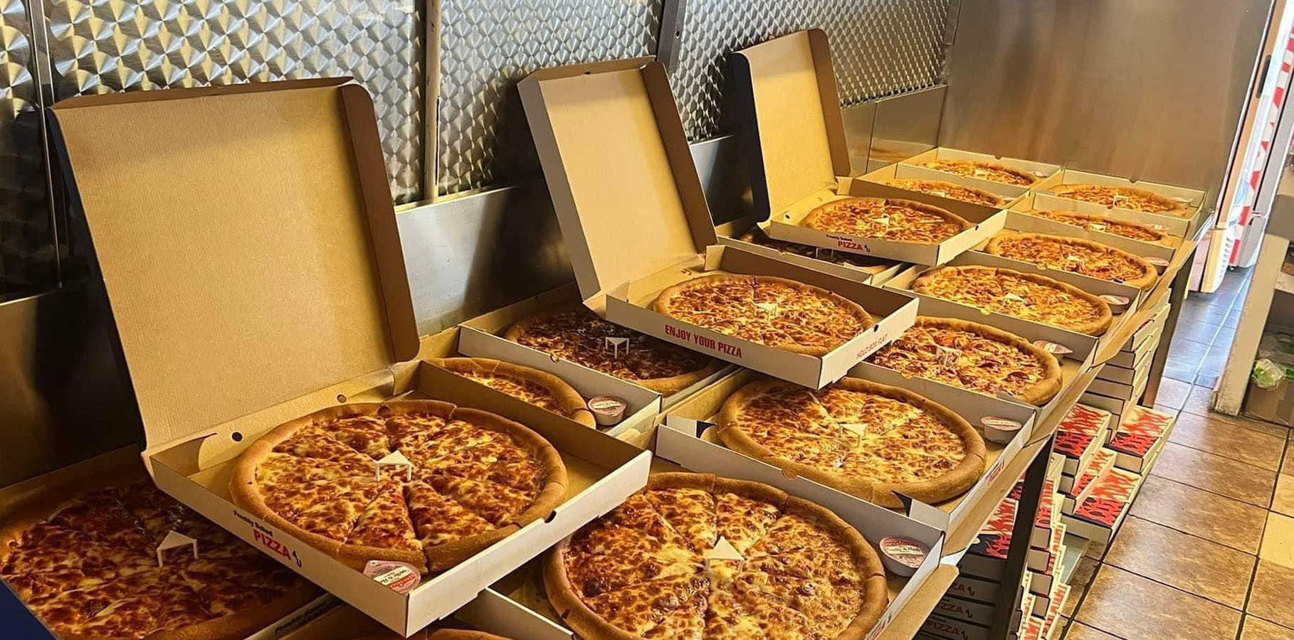 WELCOME TO  ESSEX GRILL CANVEY  ENJOY OUR DELICIOUS KEBABS PIZZAS BURGERS AND MUCH MORE OFFERS